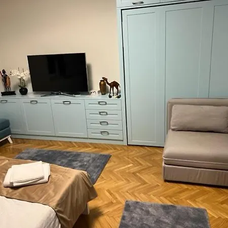 Marina Apartment